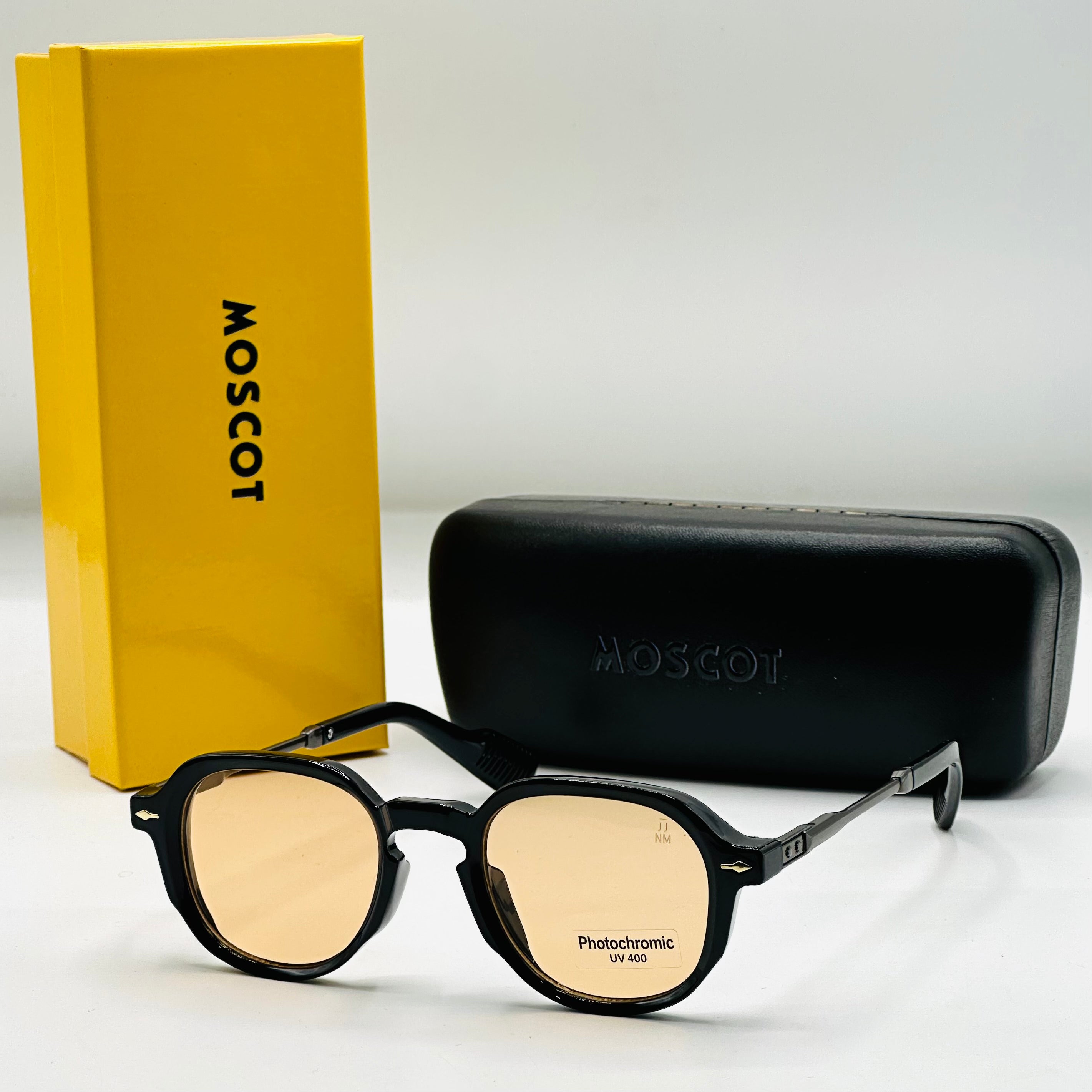 MOSCOT E(H)