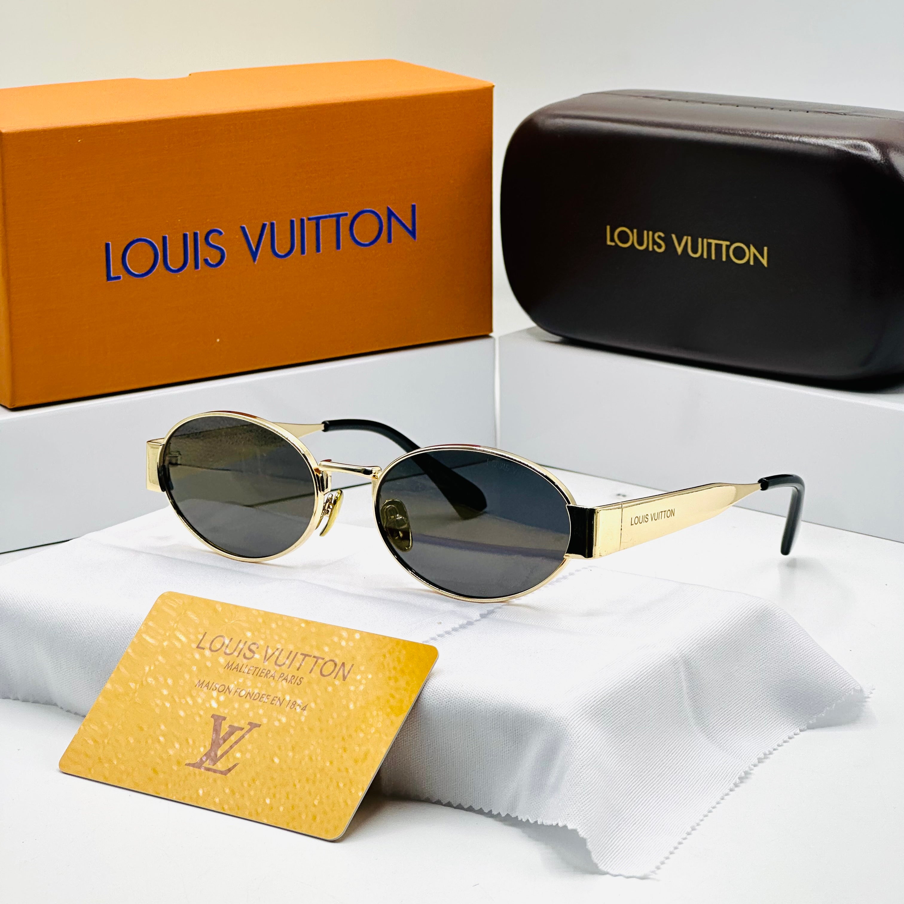 LOUIS VUITTON A(F)