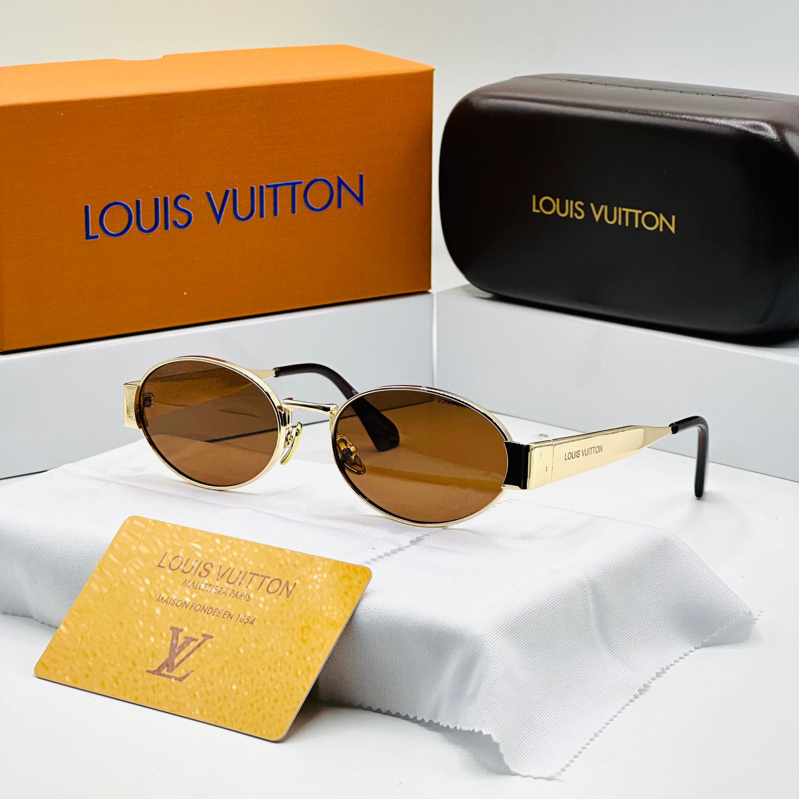 LOUIS VUITTON A(F)