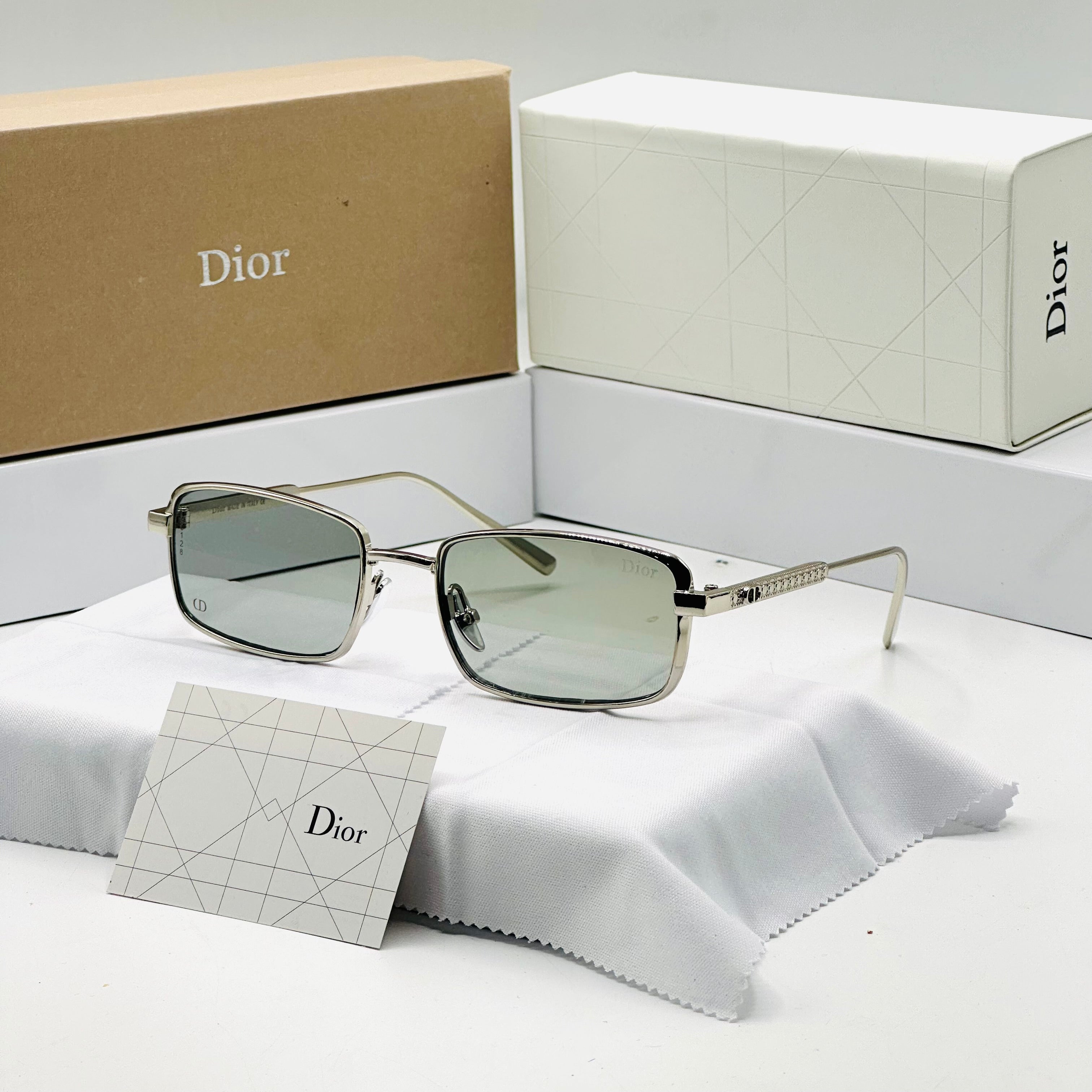 DIOR A(F)