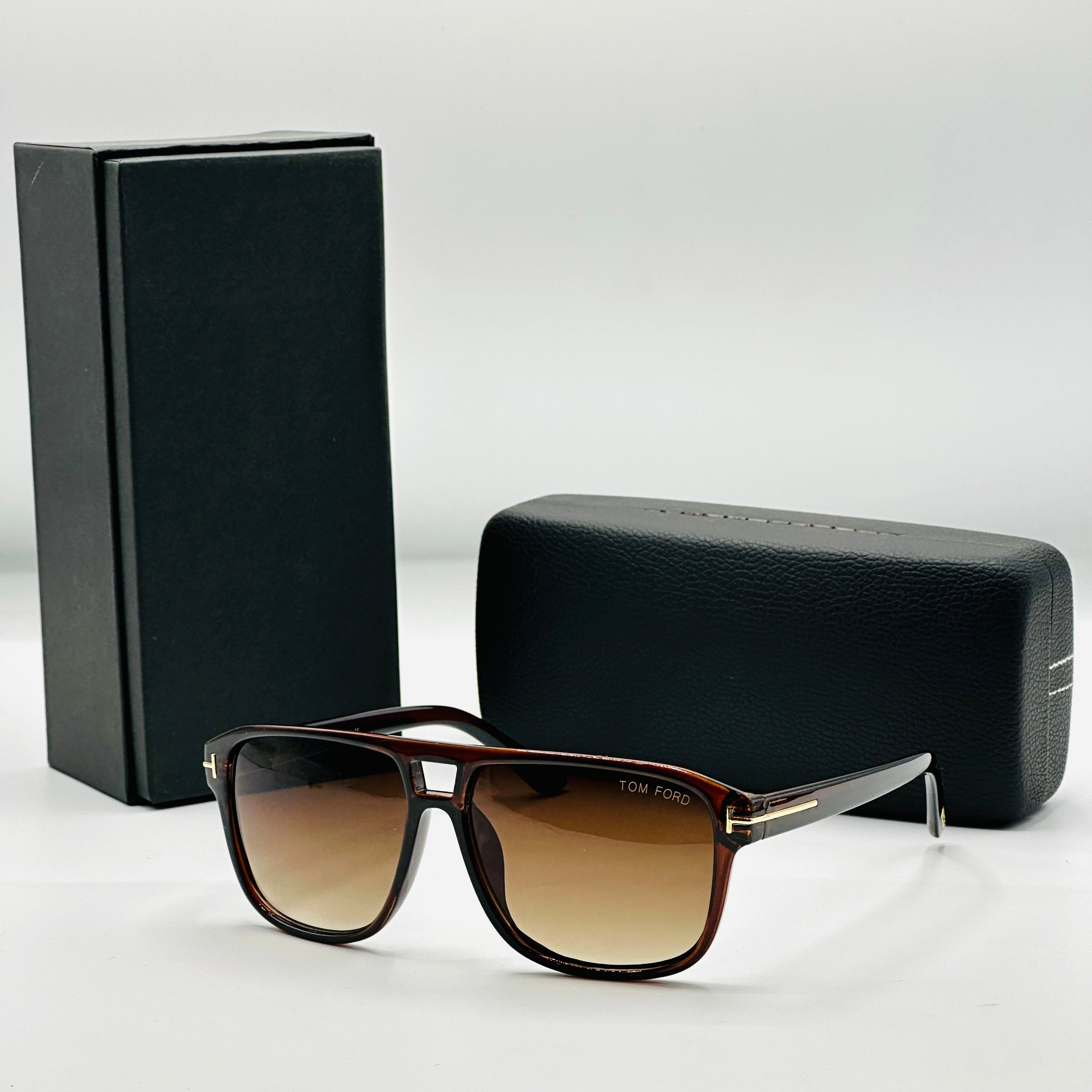 TOM FORD A(H)