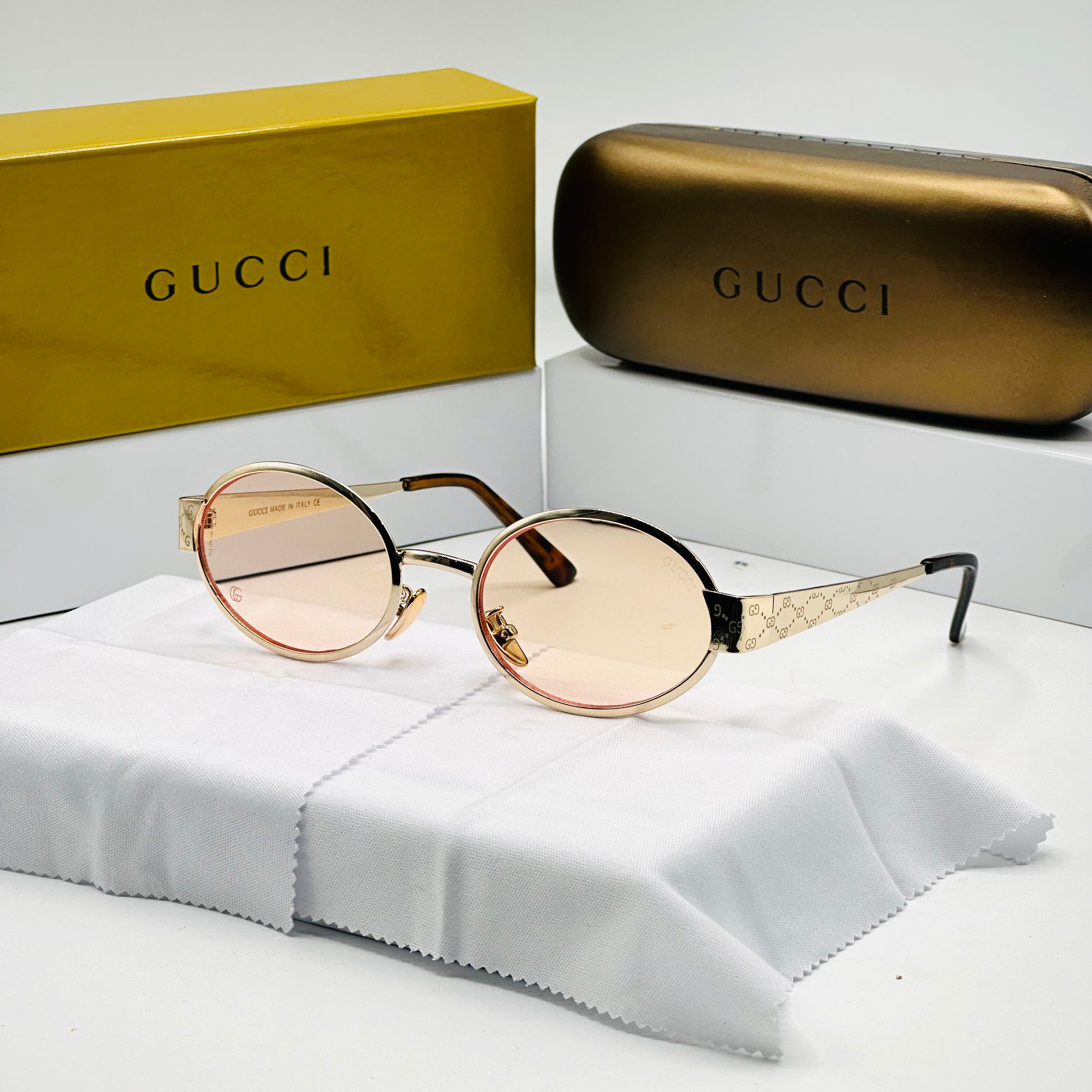 GUCCI B(F)