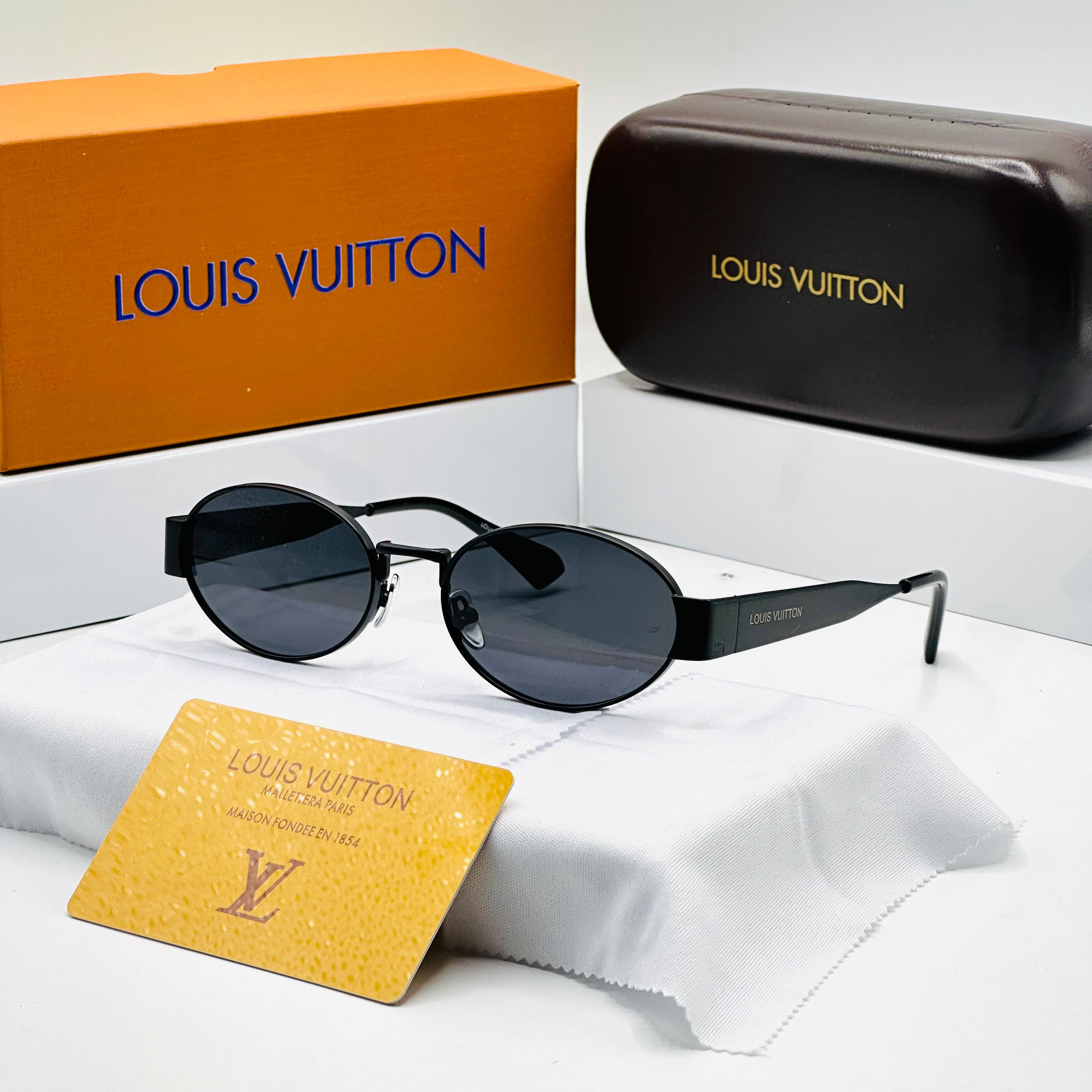 LOUIS VUITTON A(F)