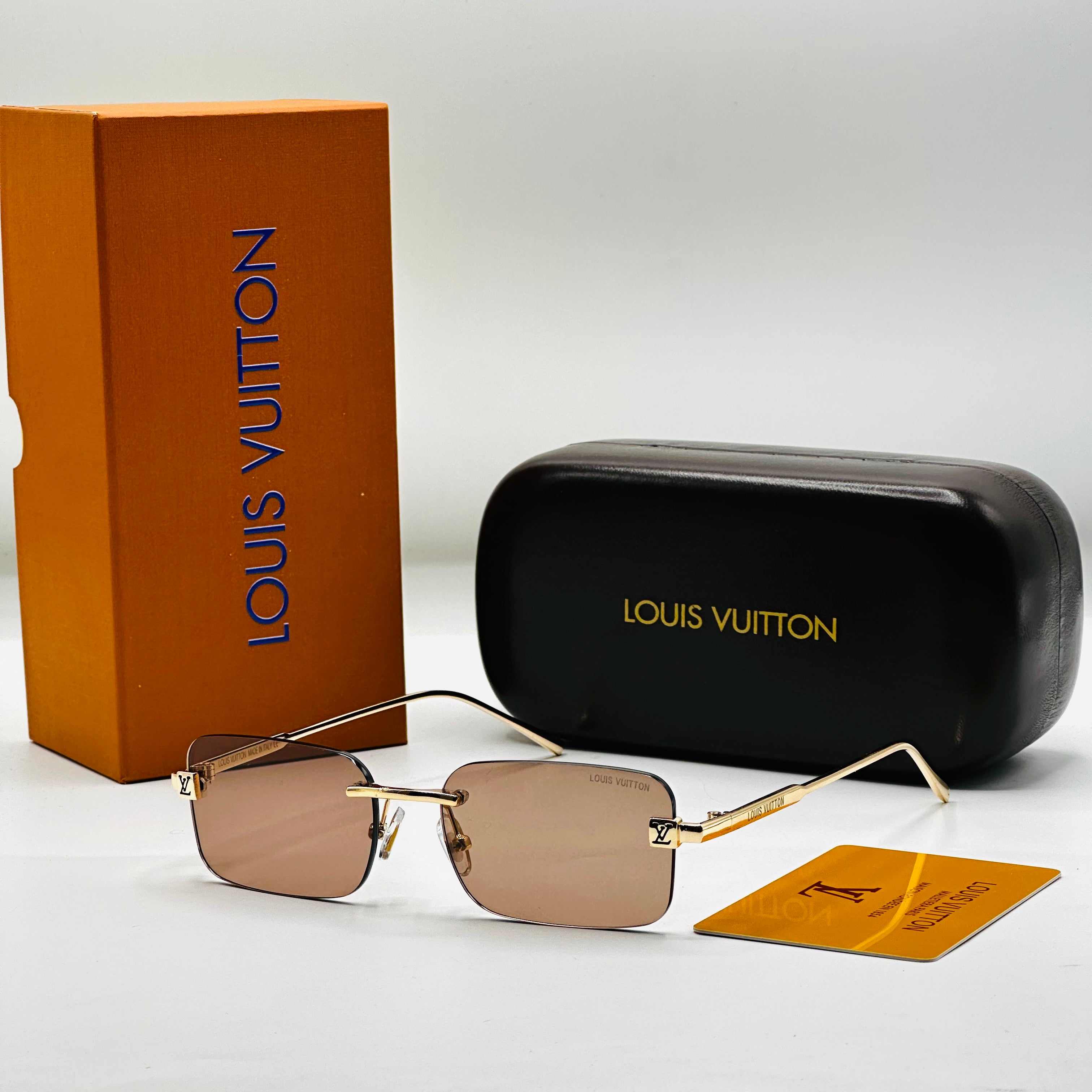 LOUIS VUITTON A(H)