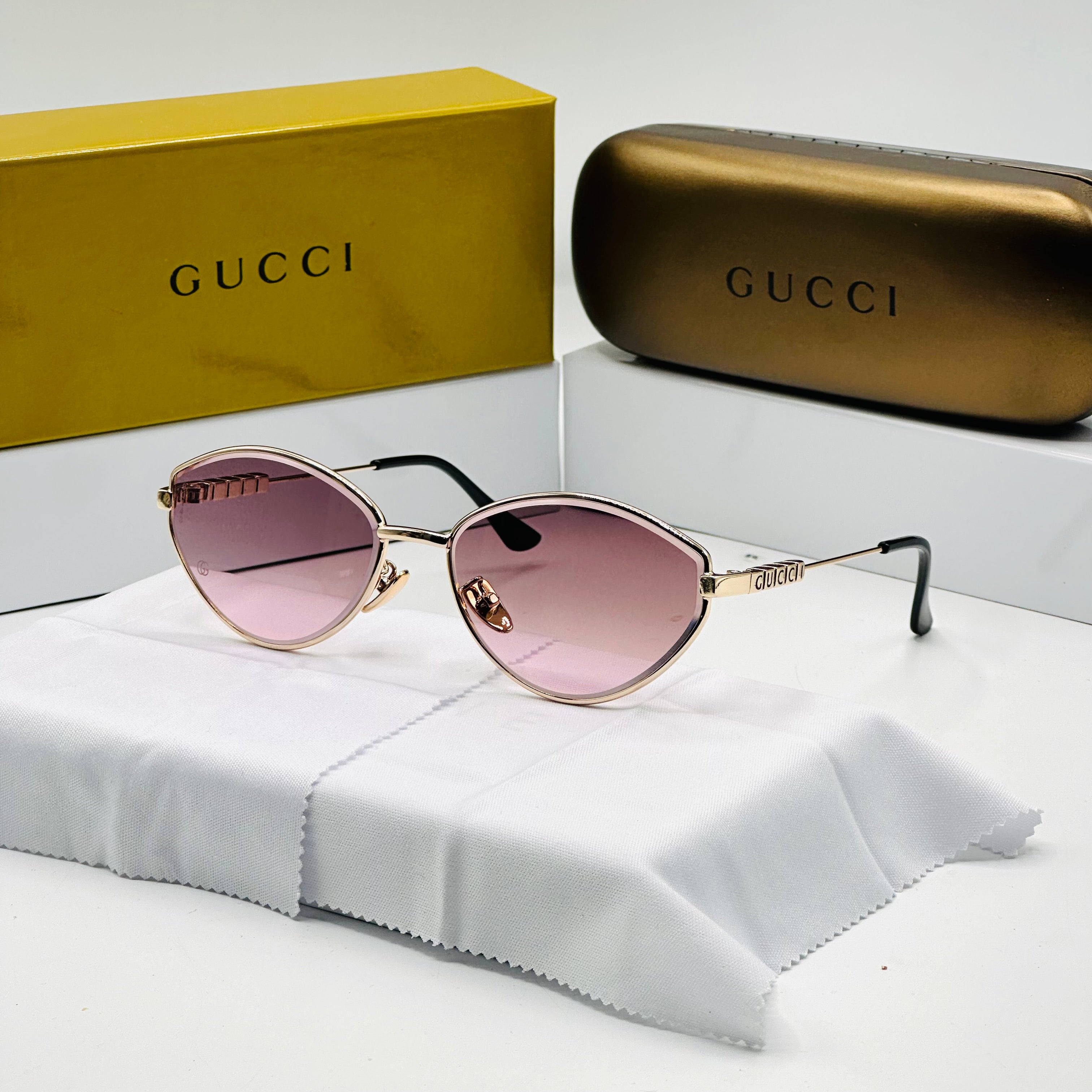 GUCCI C(F)