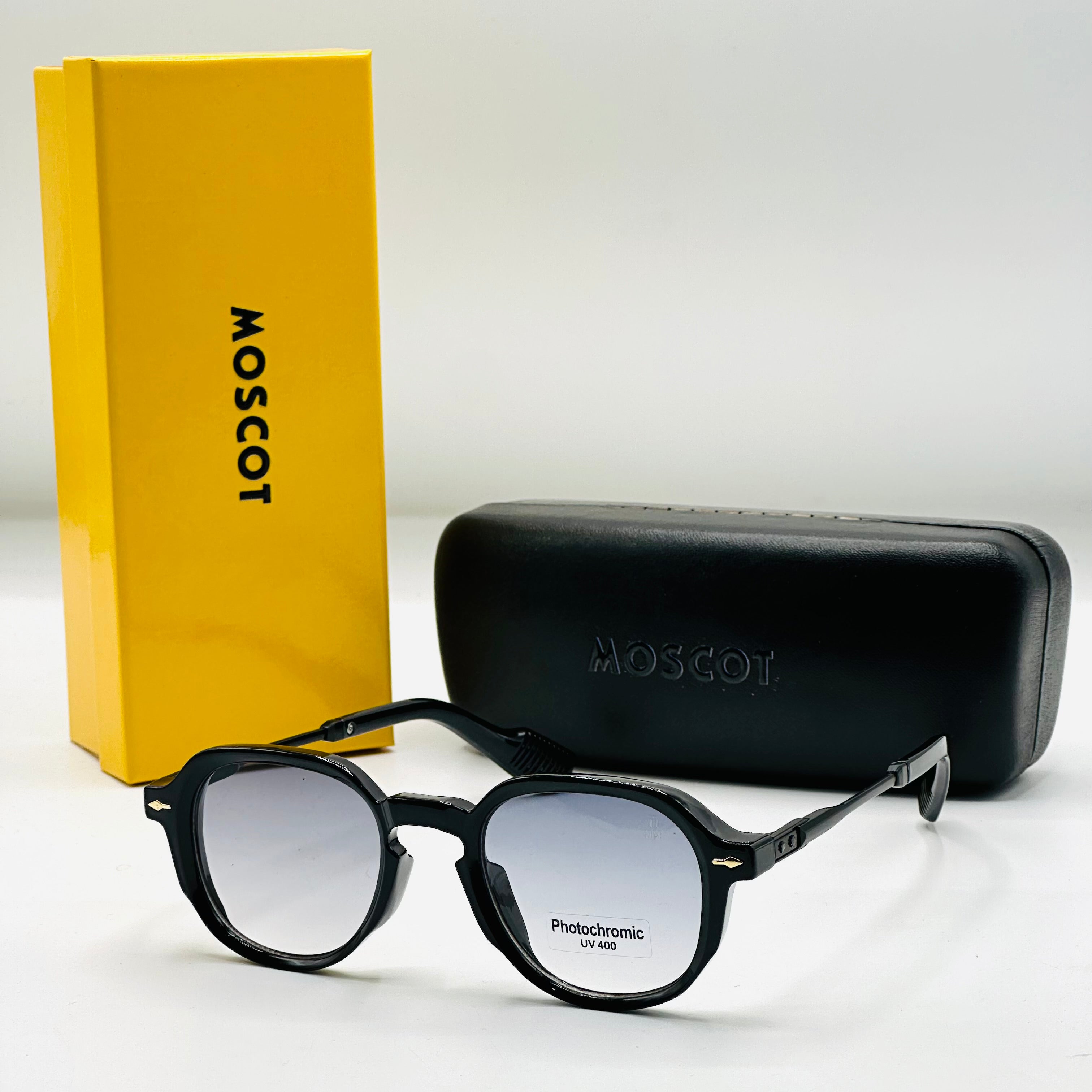 MOSCOT E(H)