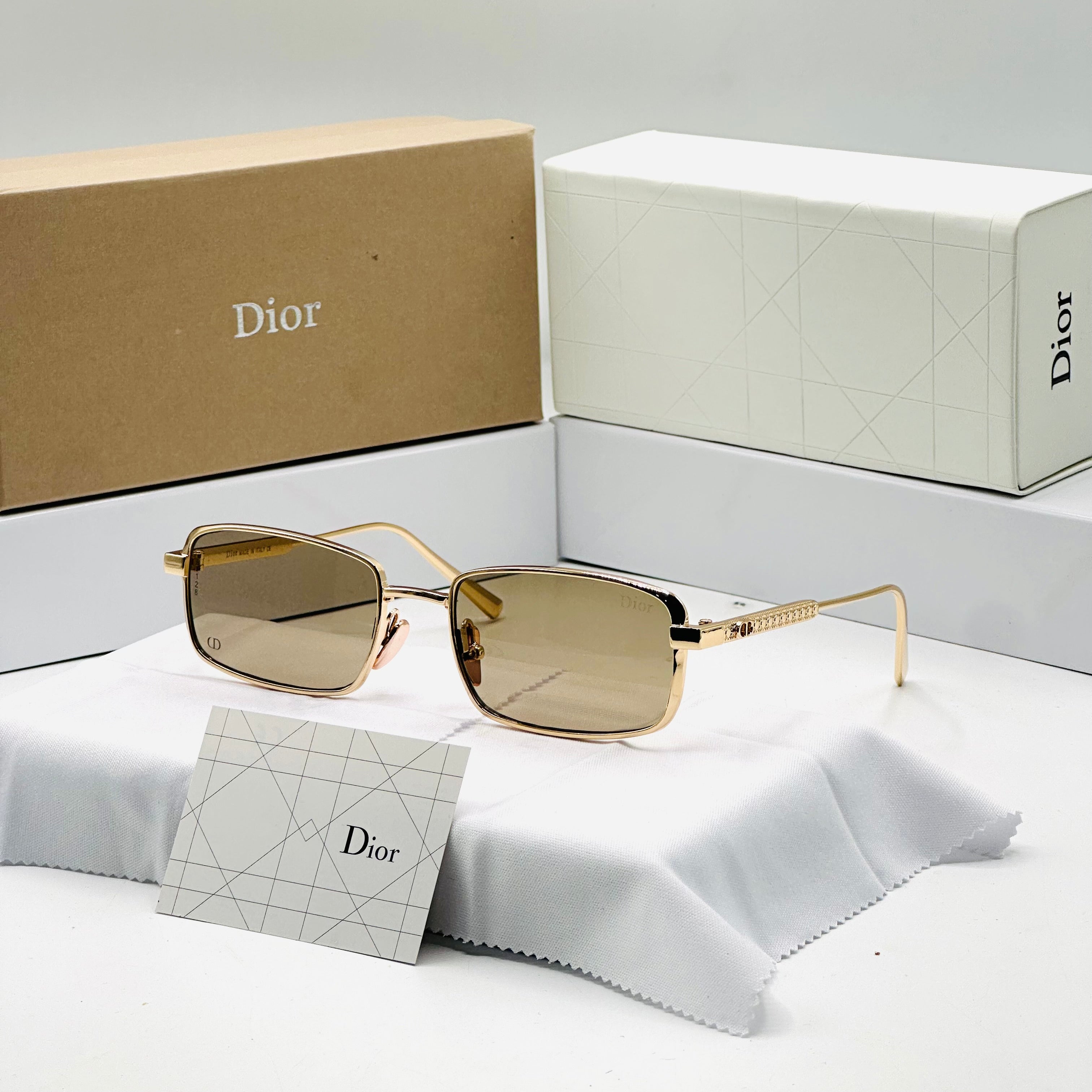 DIOR A(F)